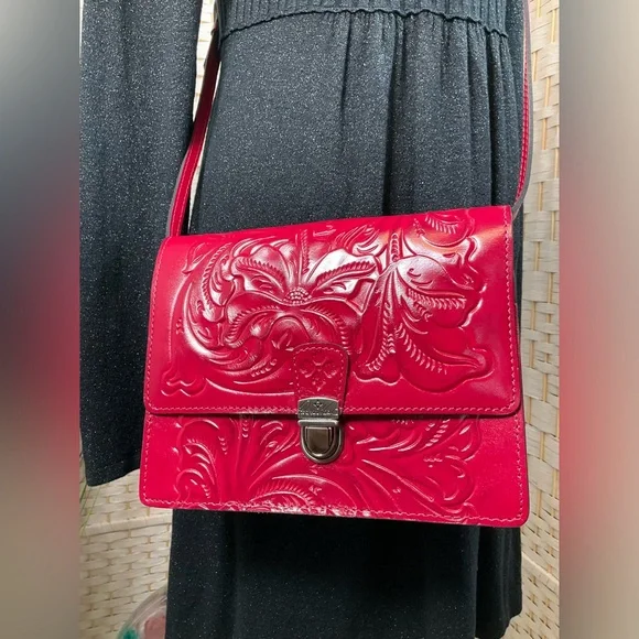 EUC Patricia Nash Laurentina Tooled Leather Crossbody|Clutch - Magenta - Picture 2 of 14